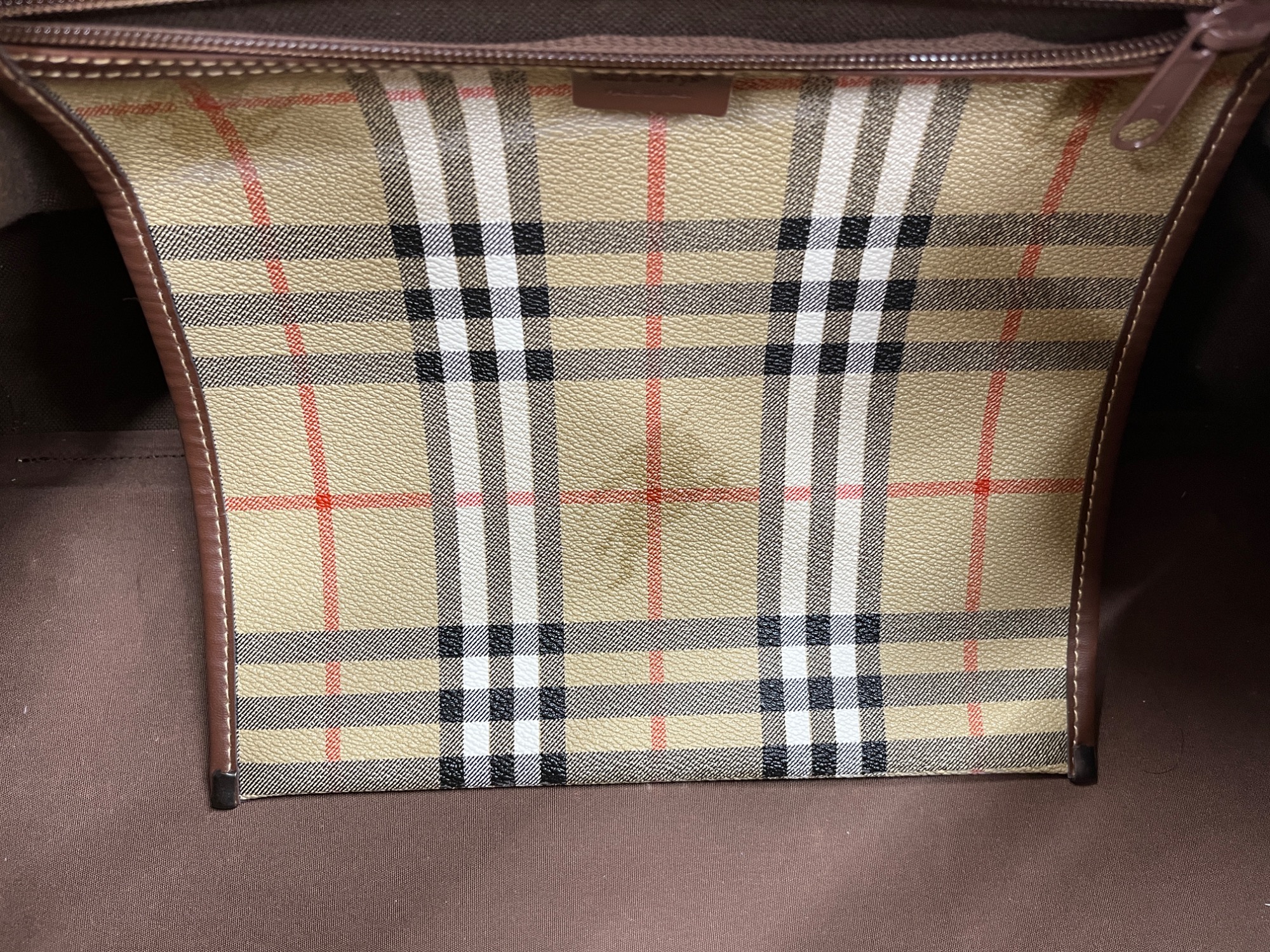Burberry's(ﾊﾞｰﾊﾞﾘｰｽﾞ）ノヴァチェック ボストンバッグ】をご紹介
