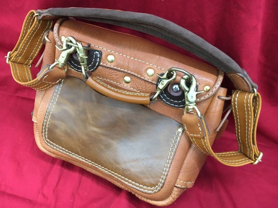 大人の魅力 HERZのレザーメッセンジャーバッグ。【花小金井店】｜2017