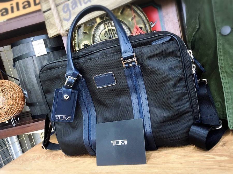 TUMIのラップトップ・ブリーフケースを入荷しました！【花小金井店