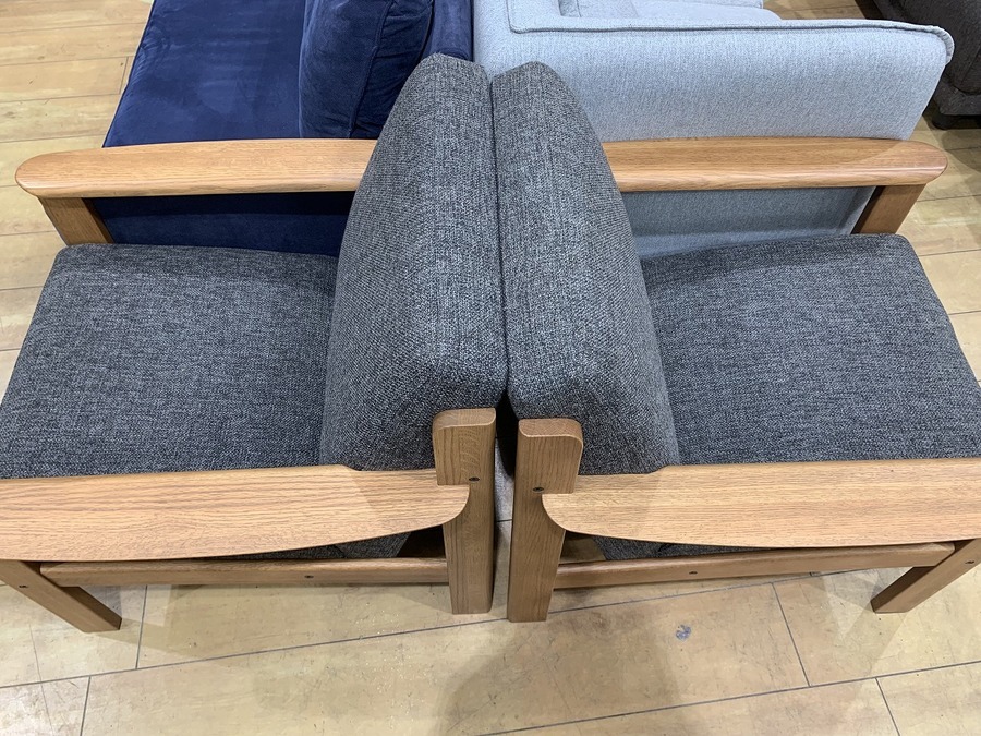 karimoku(カリモク)chitano(チターノ)シングルソファー入荷