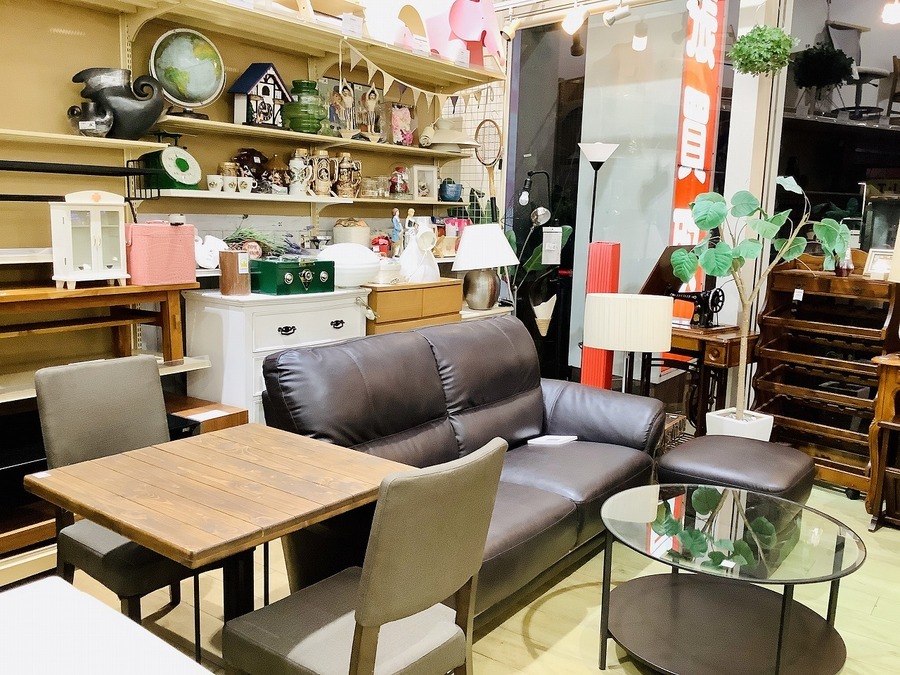 Leatherworld(レザーワールド)3人掛けソファーが入荷♪【トレファク花 