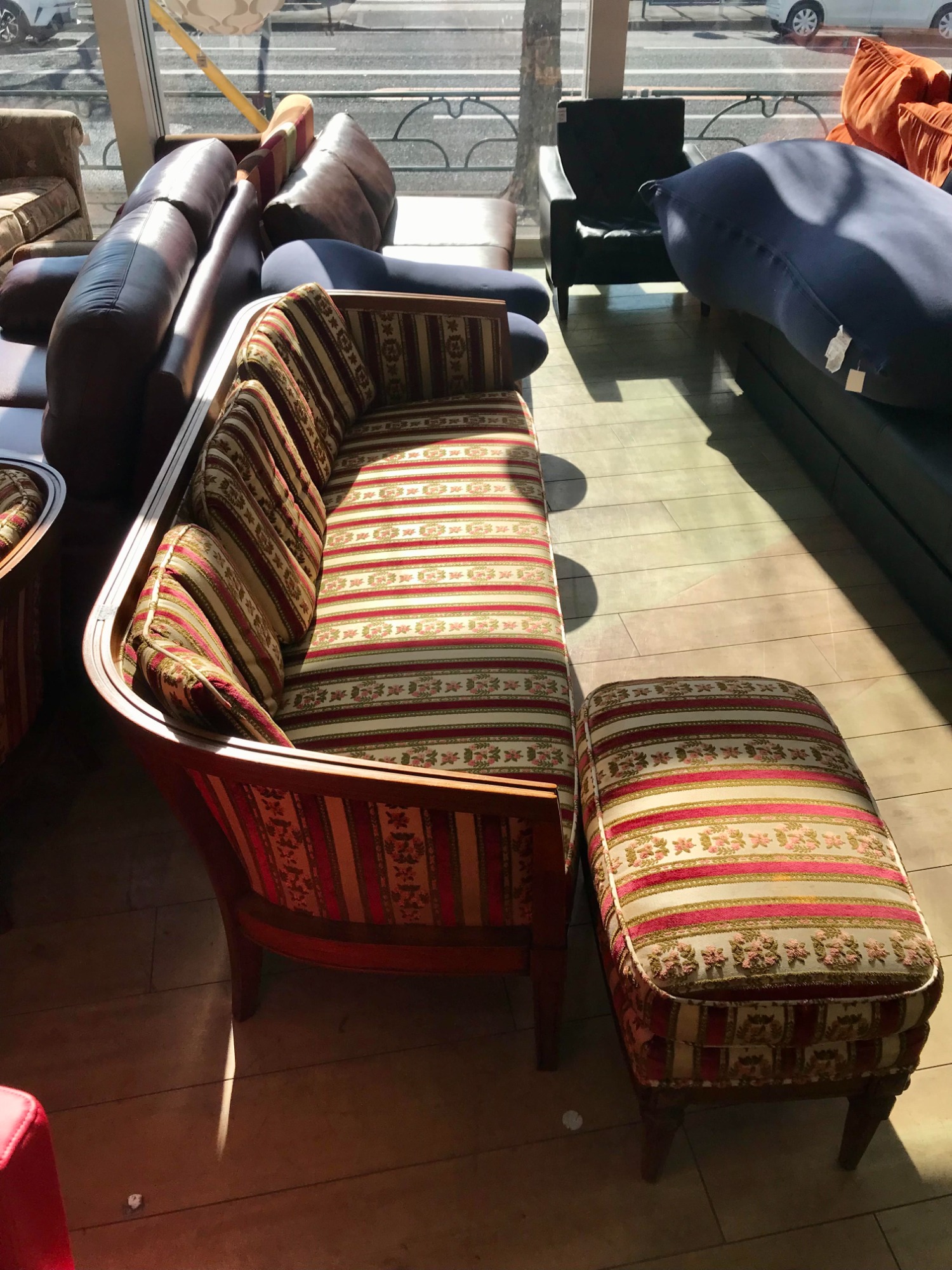 DREXEL HERITAGE】3人掛けソファー(オットマン付)が入荷いたしました