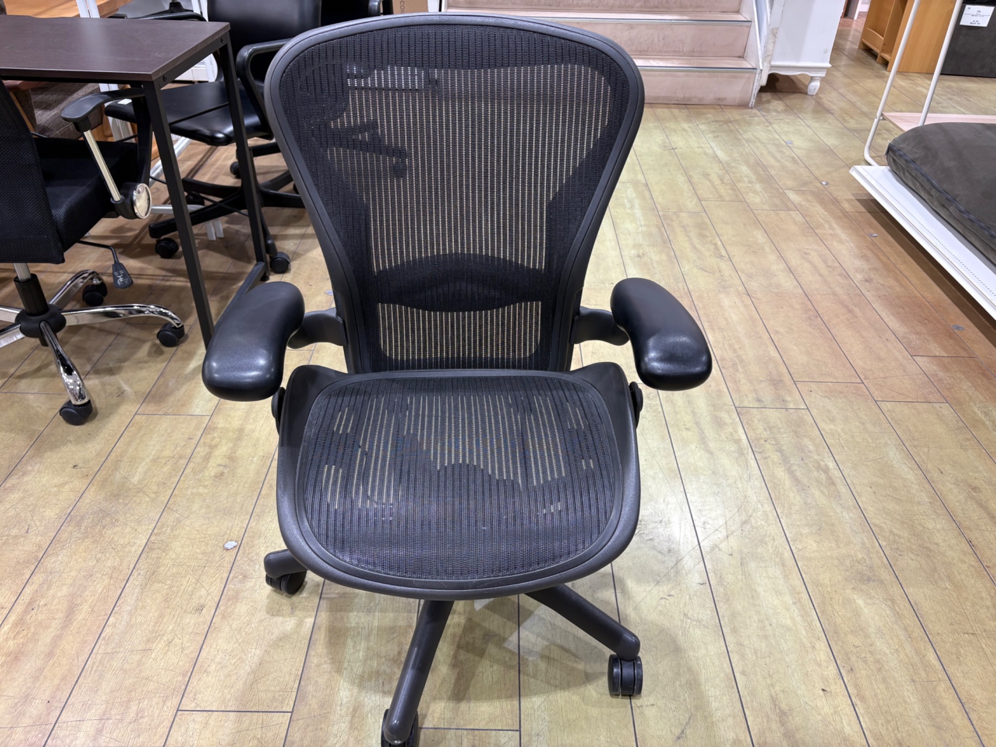 【トレファク花小金井店】ワーキングチェア/Herman Miller/アーロンチェア/ワークチェア/オフィスチェア/ブラック/武蔵野市/小平市/小金井市/国分寺市/杉並区/買取/販売 トレファク花小金井店】ワーキングチェア/Herman Miller/アーロン