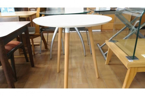 ダイニングセットの花小金井家具