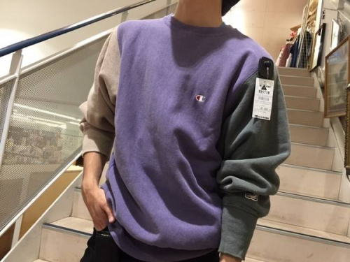 メンズファッションのTシャツ