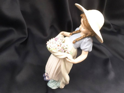 フィギュリンのLLADRO