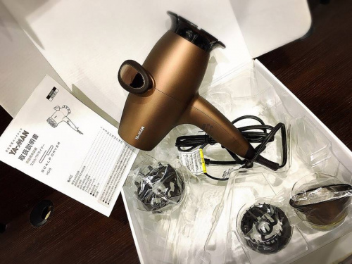 生活家電のドライヤー