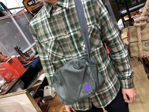 メンズファッションのバッグ