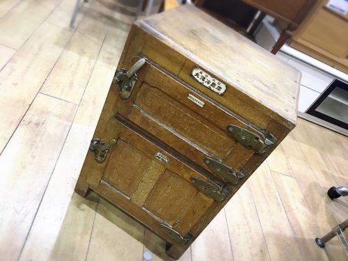 和家具・時代家具の氷式冷蔵庫
