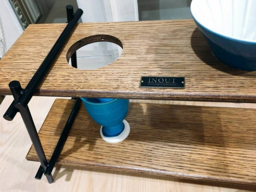 INOUTのダブルコーヒードリッパースタンド