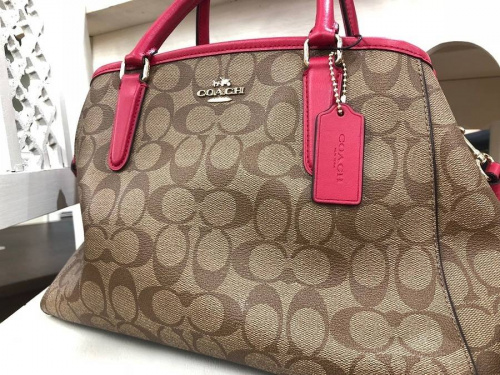 COACH コーチの武蔵野市 小金井市 国分寺市 杉並区 バッグ ウエストポーチ ショルダーバッグ 販売 買取