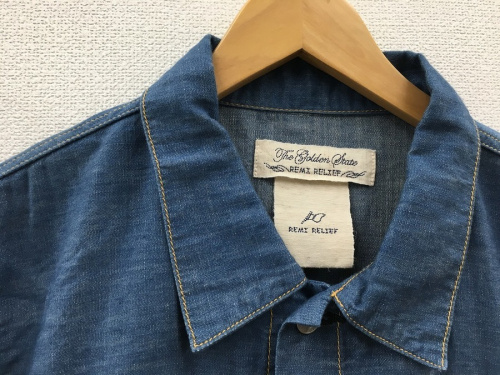 レイヤードジャケットのREMI RELIEF