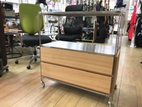 家具のユニットシェルフ