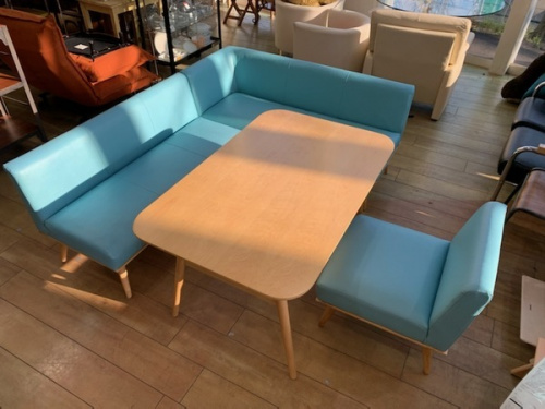 無印良品 リビングダイニングテーブルの花小金井 小平市 武蔵野市 小金井市 国分寺市 杉並区 家具 インテリア 中古 中古家具