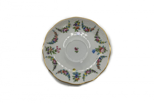 花小金井 小平市 武蔵野市 小金井市 国分寺市 杉並区 食器 ウェッジウッド ロイヤルコペンハーゲン バカラ ヘレンド マイセン ロイヤルドルトン ティファニー 中古ブランド食器 買取 販売の花小金井 食器 買取