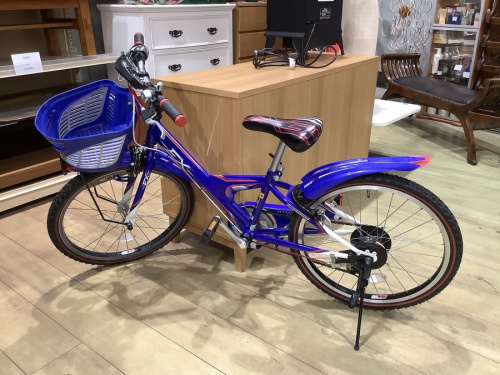スポーツ用品の自転車