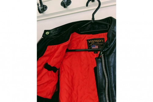 VANSONの花小金井衣類