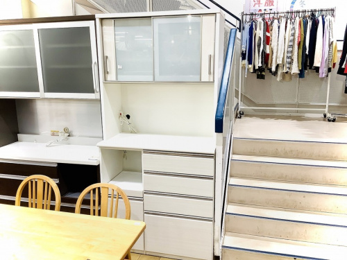 家具のカップボード・食器棚