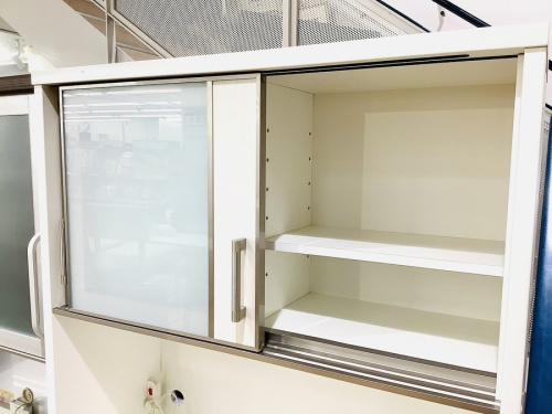 カップボード・食器棚のニトリ