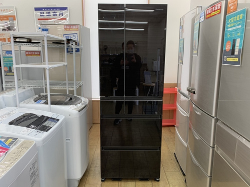 冷蔵庫の6ドア冷蔵庫