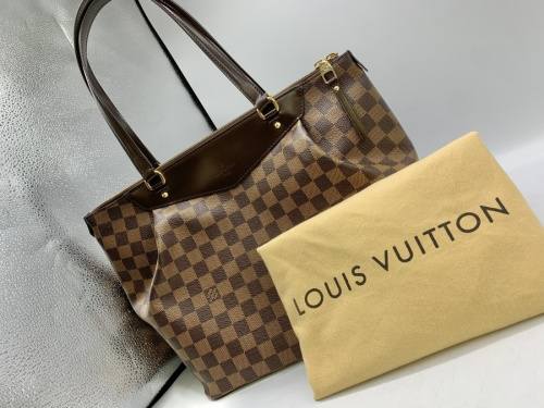 ハンドバッグのLOUIS VUITTON