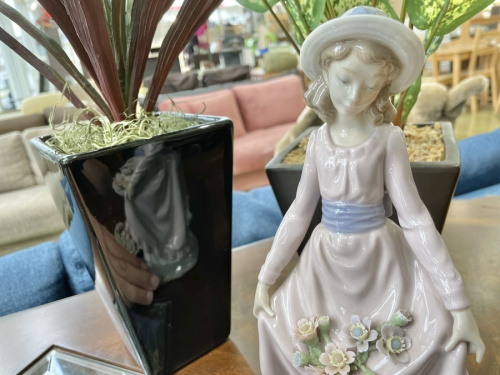 インテリア雑貨のLLADRO