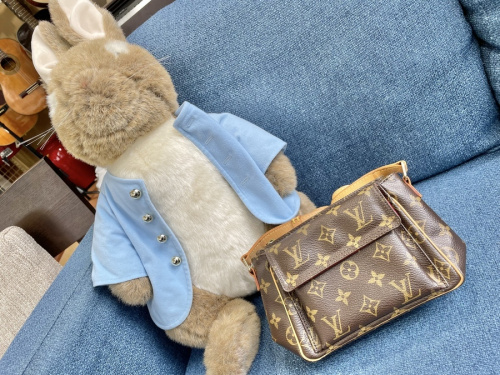 バッグ・財布のLOUIS VUITTON
