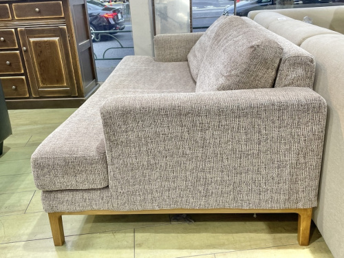 新青梅街道のJOURNAL STANDARD