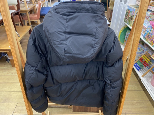 ダウンジャケットのMONCLER