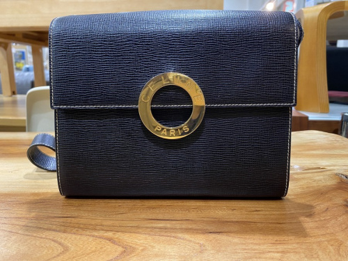 ショルダーバッグのCELINE