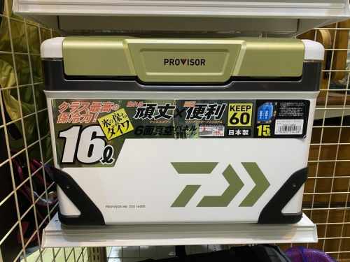 釣りのクーラーボックス