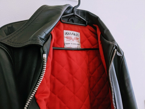 レザージャケットの花小金井衣類