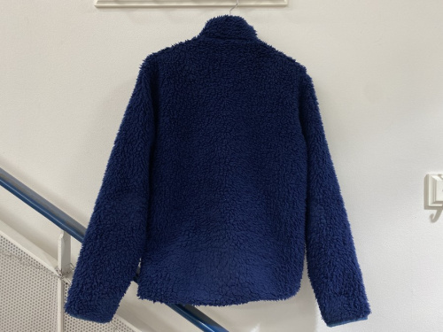 ジャケットのクラシックレトロXカーディガン