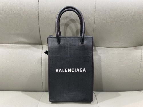 バッグのBALENCIAGA