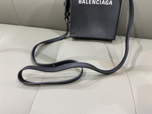 バレンシアガの中古ブランド