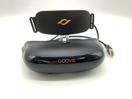 goovis proのヘッドマウントディスプレイ