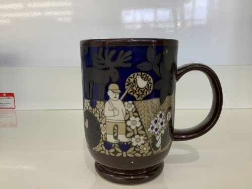 洋食器のマグカップ