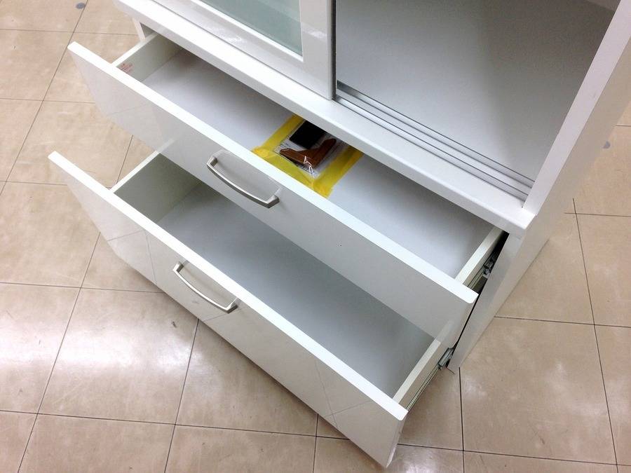 スライド式2枚扉食器棚　【トレファク桶川店】 無印良品】新品では手に入らない廃盤品！2枚扉スライド式食器棚が入荷