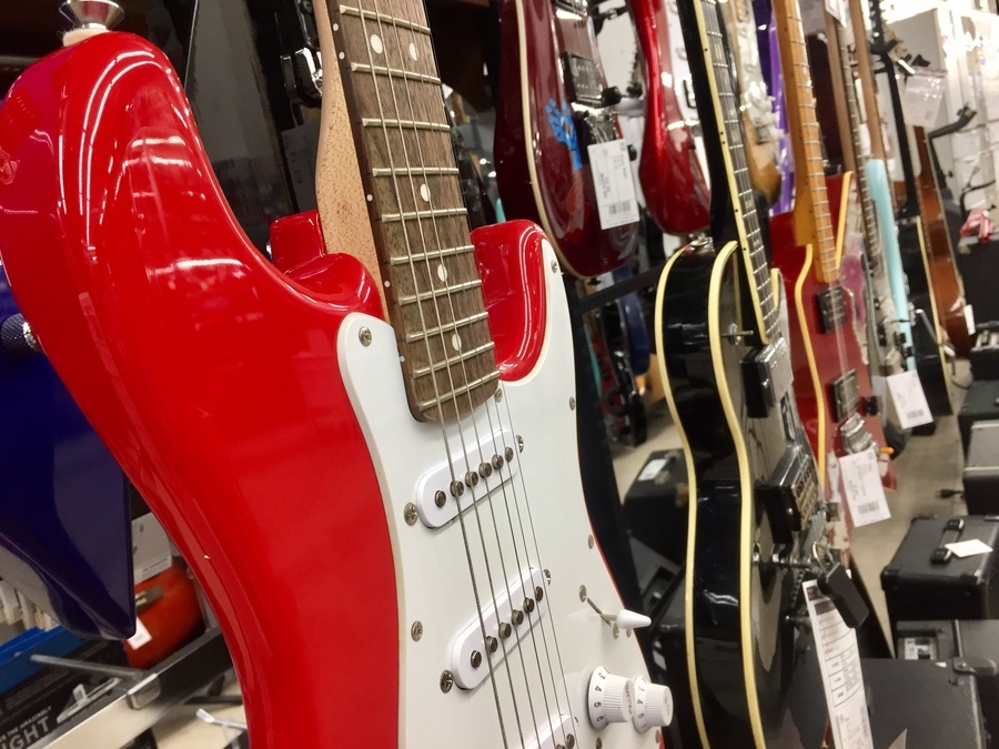 初めての一本にも】MINI STRATOCASTERをご紹介いたします