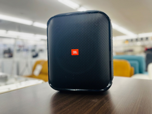 JBL Bluetooth対応スピーカーのご紹介です！！｜2024年07月29日