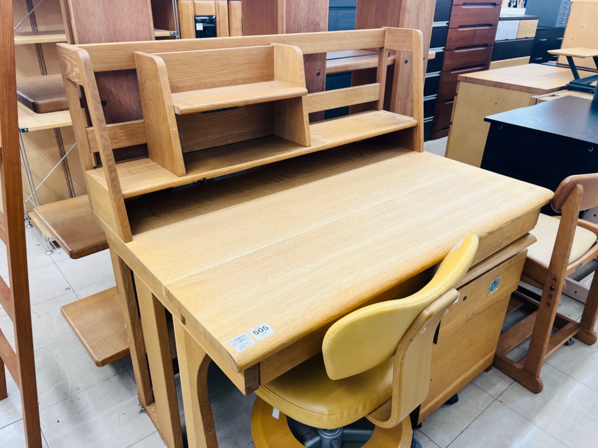 飛騨産業学習机買取入荷しました！｜2025年02月20日｜リサイクル