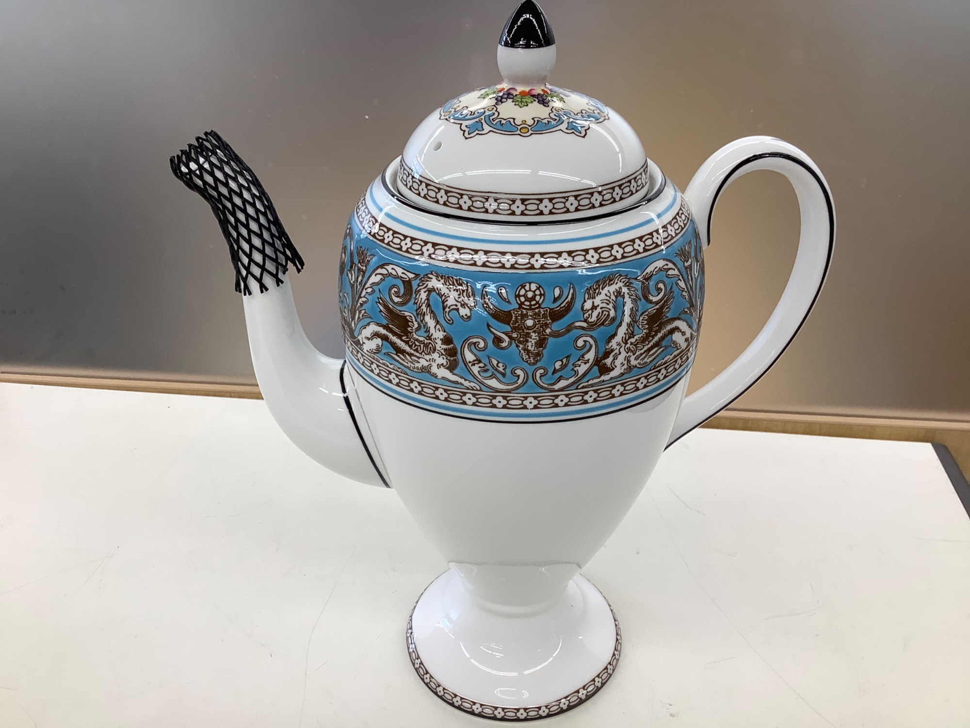 【Joseph Rodgers】 エドワーディアンのコーヒーポット 新入荷商品】Wedgwood コーヒーポットのご紹介です！｜2025年09