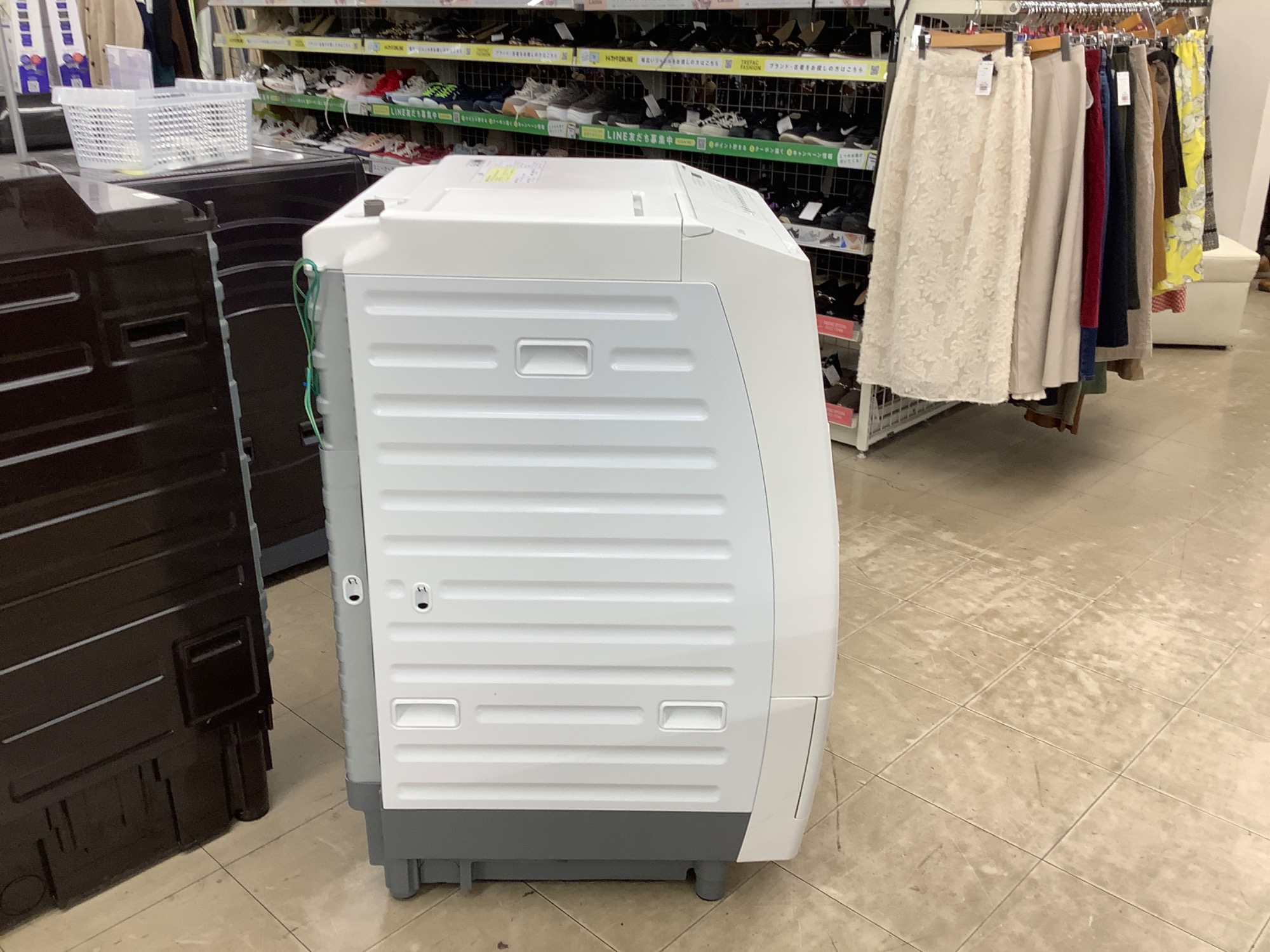 家電製品多数お取り扱い中！】HITACHI ドラム式洗濯乾燥機 買取入荷