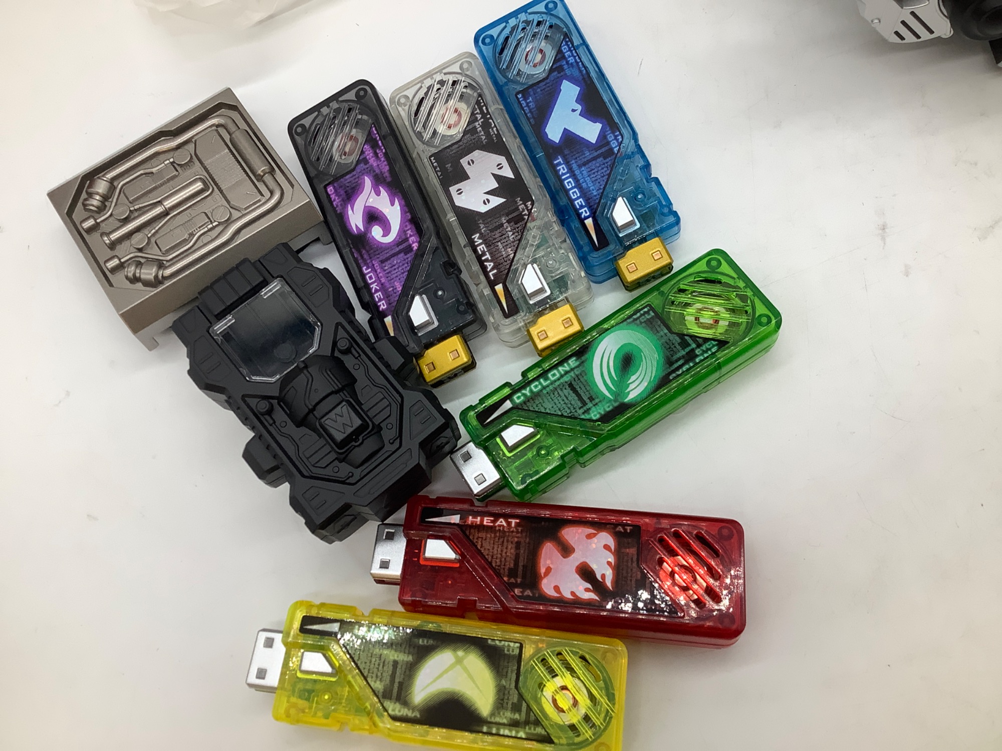 ホビー買取強化中】仮面ライダー CSMダブルドライバー 買取入荷致し