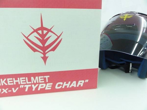 アウトドアのヘルメット