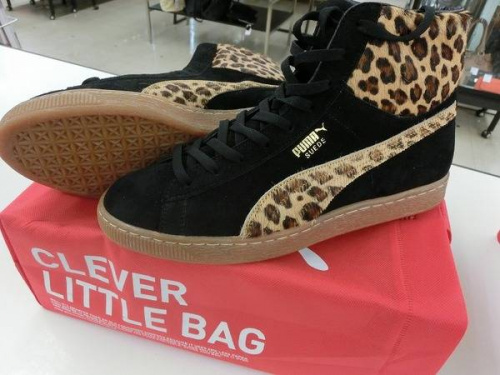 REEBOKのPUMA