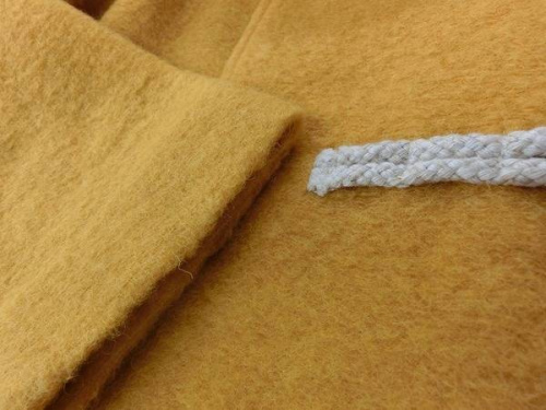 コートのas know as