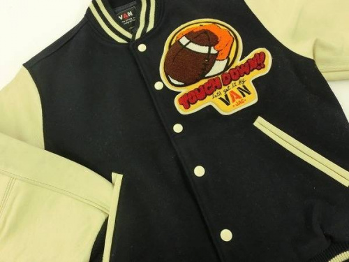 メンズファッションのスタジャン