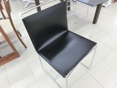 ダイニングセットのligne roset