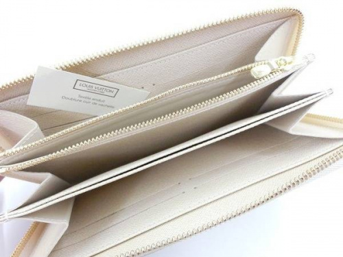 財布のルイヴィトン（LOUIS VUITTON）